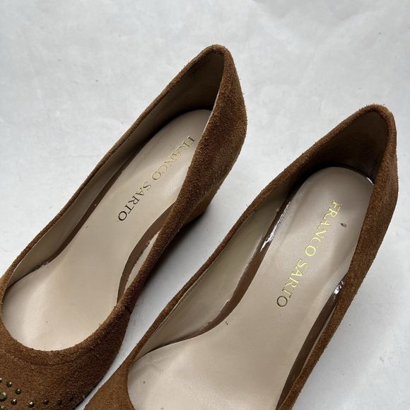 Franco Sarto Womens 8 Desert Camel Suede Zinc Embellished Suede Wedge Tan Brown - Picture 3 of 10